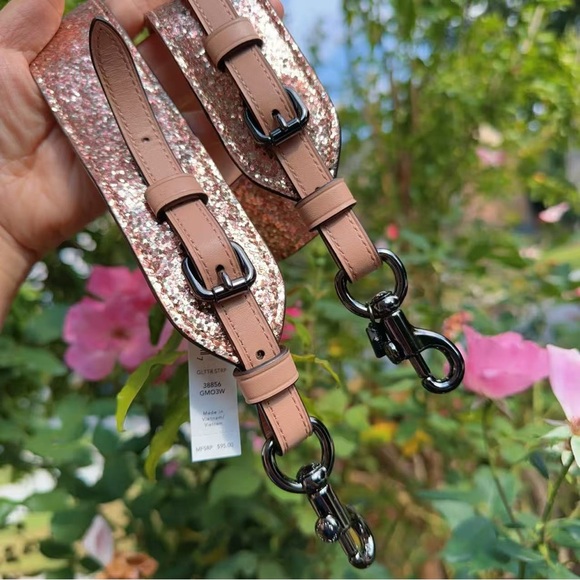NWT Coach Novelty Strap 38856